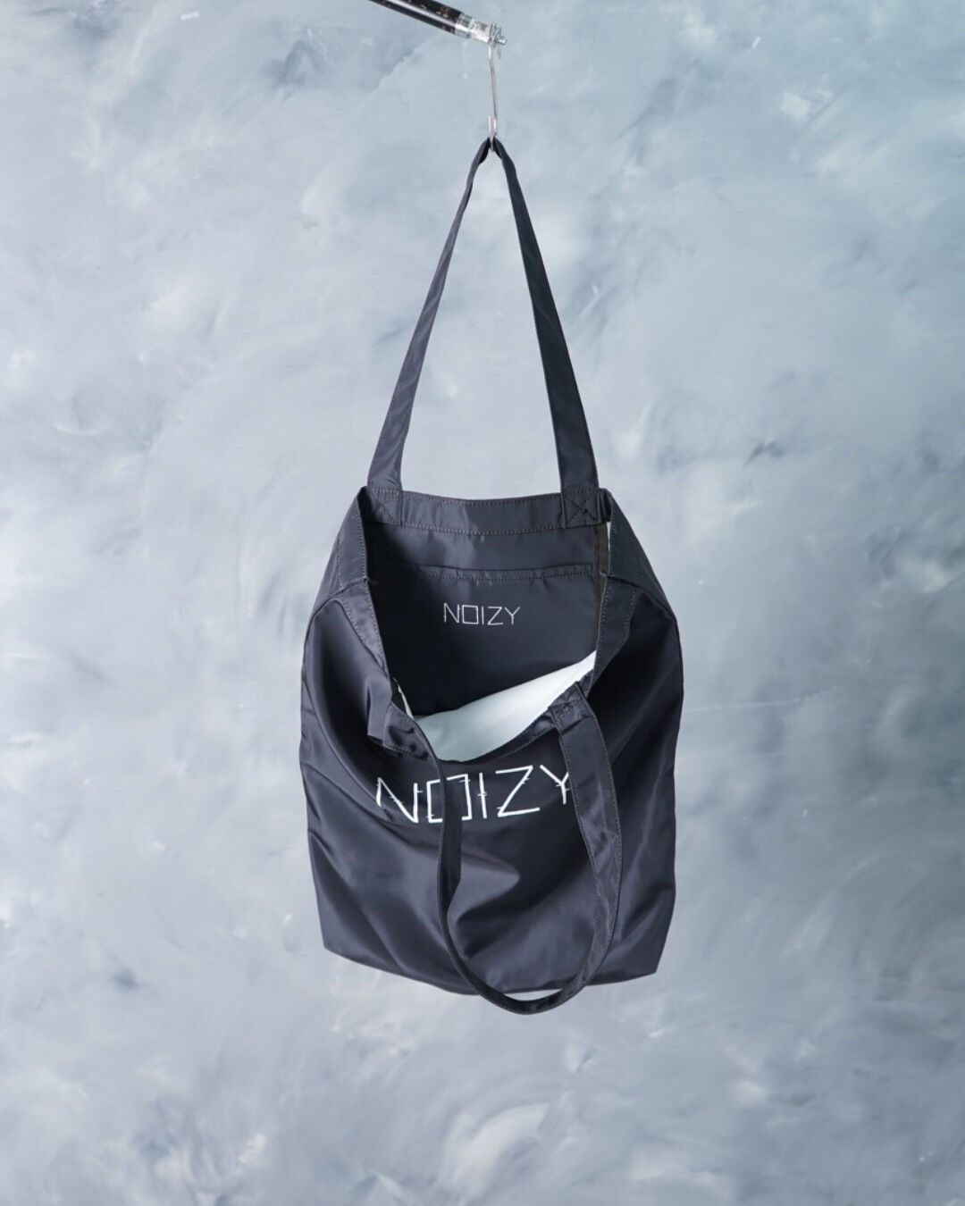 Graphic Tote Bag / NOIZYロゴ / B