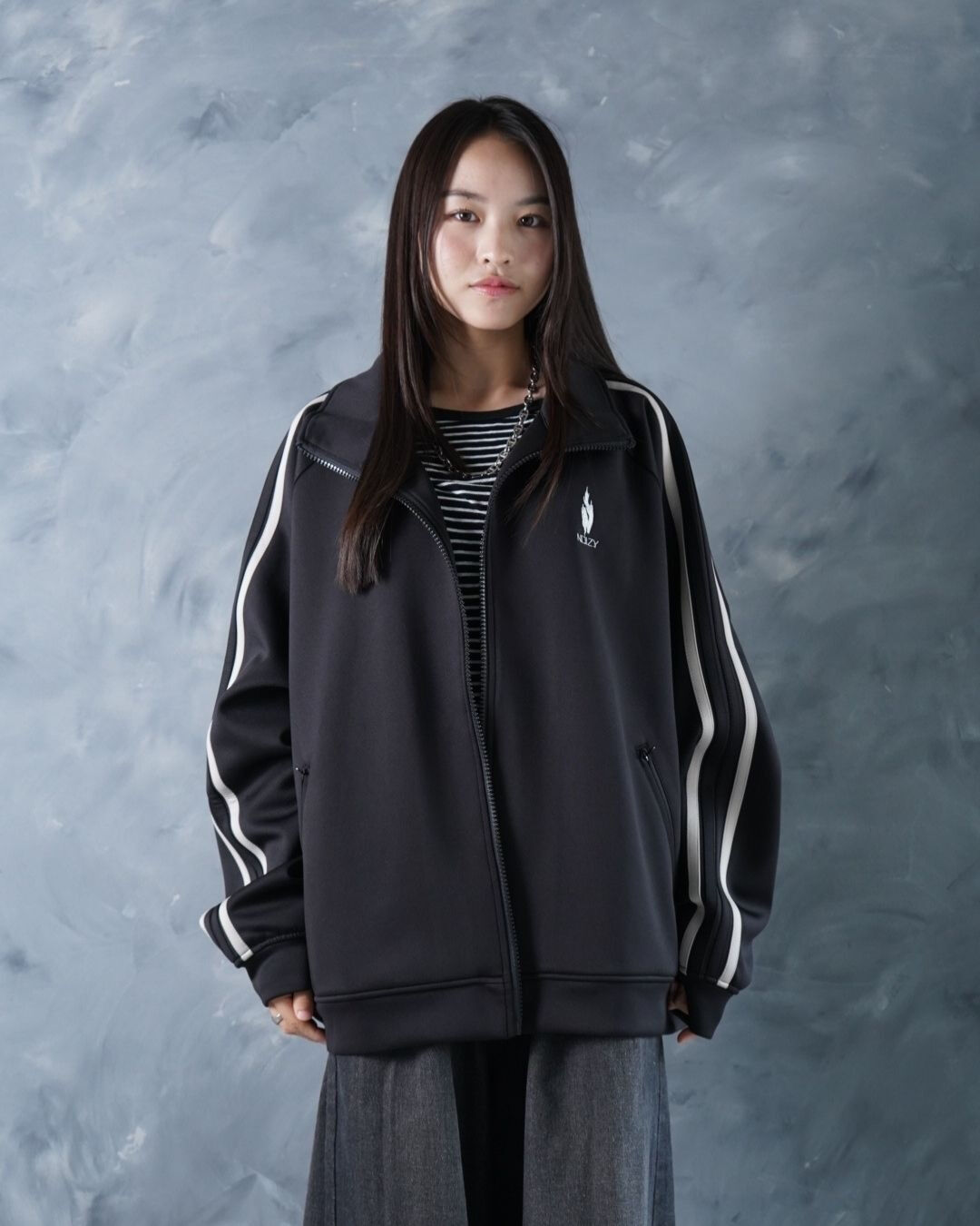 THREADS NOIZ TRACK JKT / Black