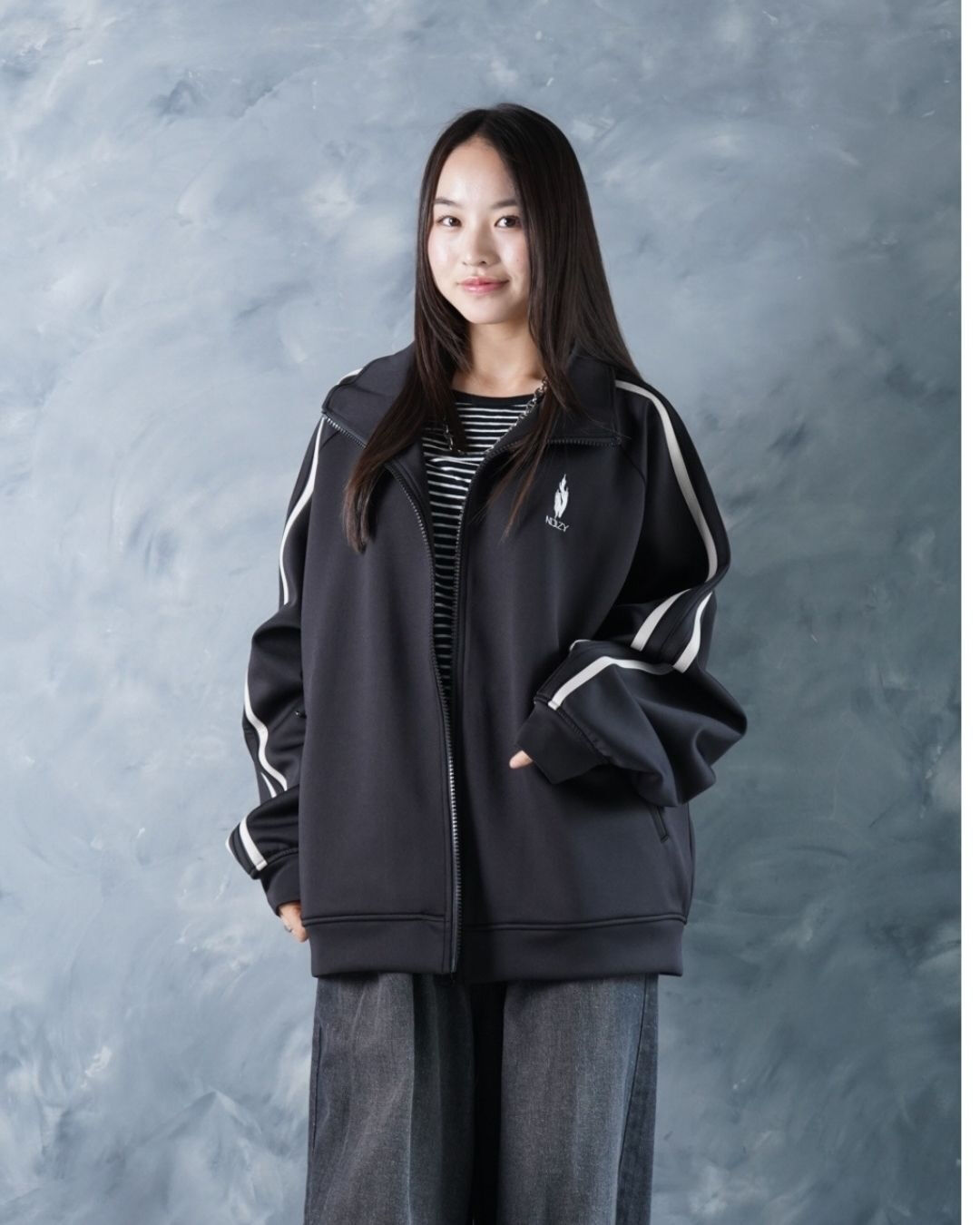 THREADS NOIZ TRACK JKT / Black