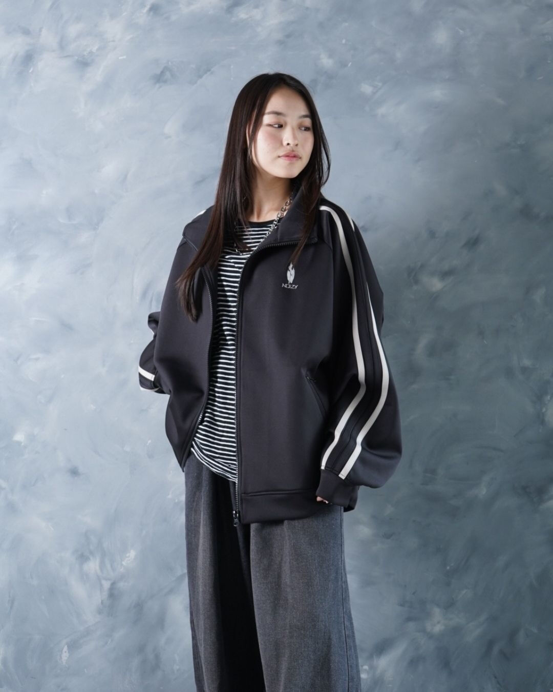 THREADS NOIZ TRACK JKT / Black