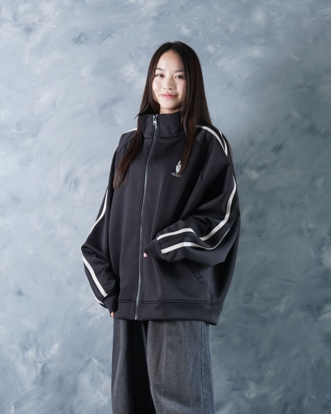 THREADS NOIZ TRACK JKT / Black