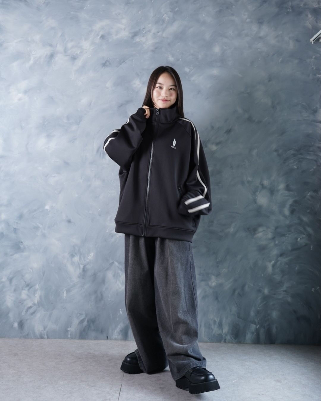 THREADS NOIZ TRACK JKT / Black